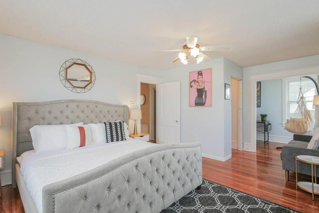Ac 6br 2ba Quiet Retreat Location *