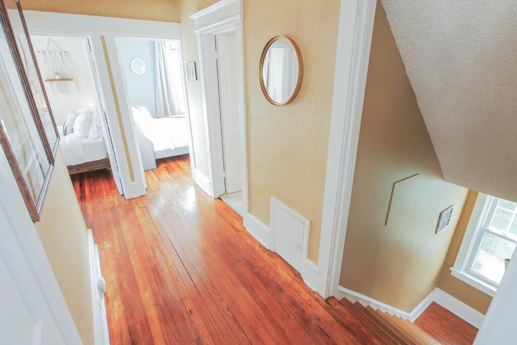 Ac 6br 2ba Quiet Retreat Location Apartment